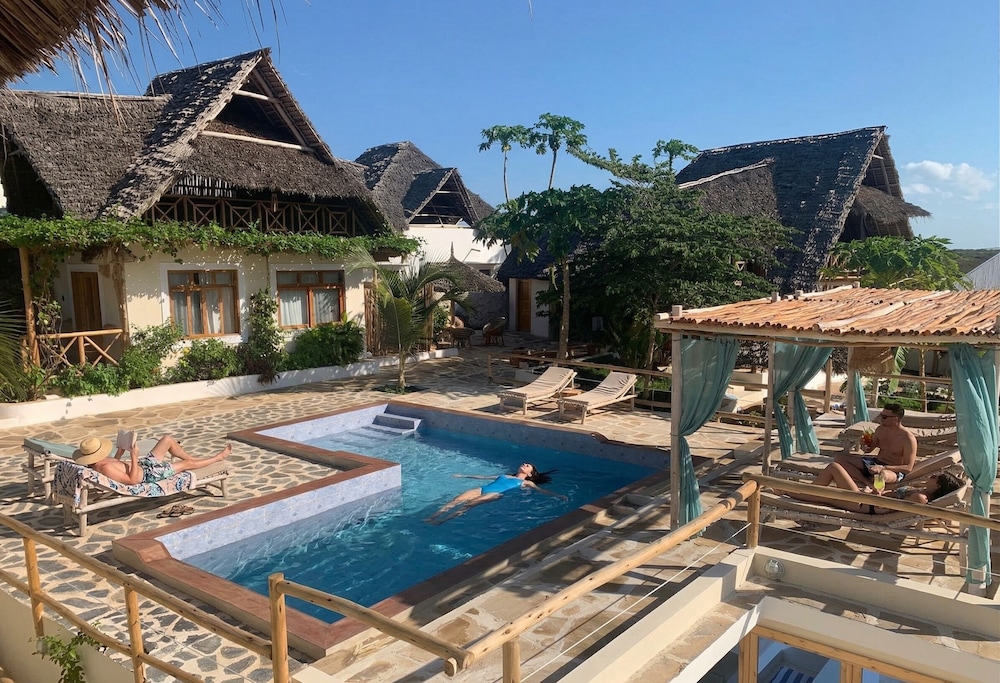 Tropical Sunset Boutique Hotel