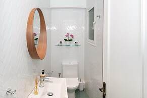 Crown Syntagma Apartment