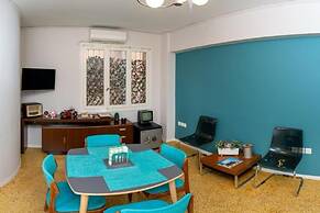Crown Syntagma Apartment