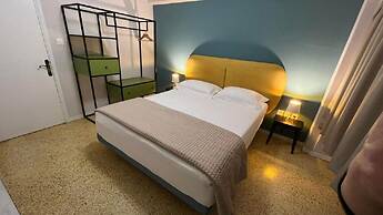 Crown Syntagma Apartment