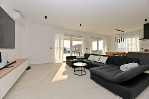 Villa Giovanni Zadar Villas