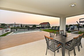 Villa Giovanni Zadar Villas