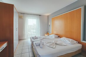 Mojo Hotel Zante