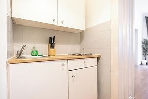 Cozy 2BR Apt With Excellent Connectivity