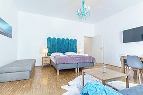 Elegant Spacious 2BR City Center Stay