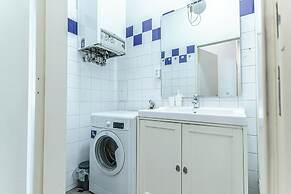 Elegant Spacious 2BR City Center Stay