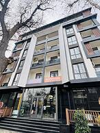 SM Luxury Hotel