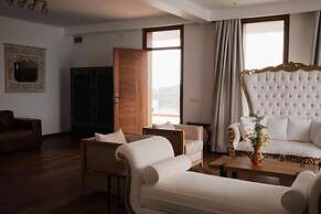 Umurobyi Lodge