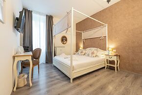 Popolo Rooms&Suites