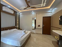 IAN Hotels