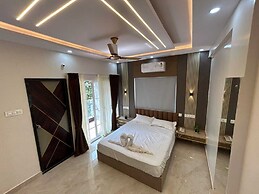 IAN Hotels