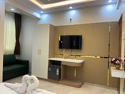 IAN Hotels