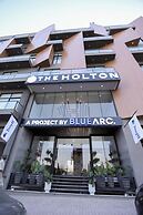 The Holton Stays by Bayti