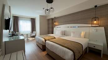 Golden Park Hotel
