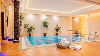 Golden Park Hotel