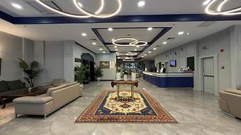 Golden Park Hotel