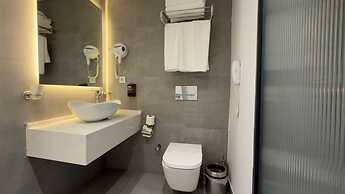 Golden Park Hotel