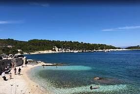 Fenia s Studio - Charming Getaway in Gaios Paxos