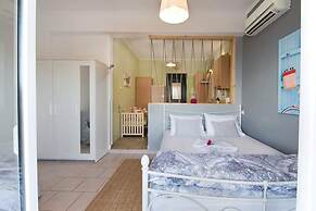 Fenia s Studio - Charming Getaway in Gaios Paxos