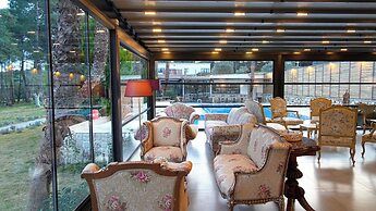Garrya Romo Hotel