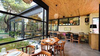Garrya Romo Hotel