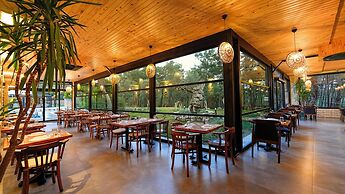 Garrya Romo Hotel