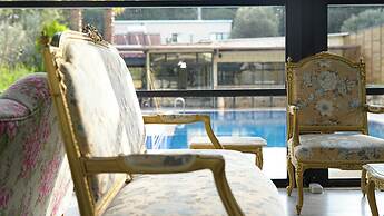 Garrya Romo Hotel