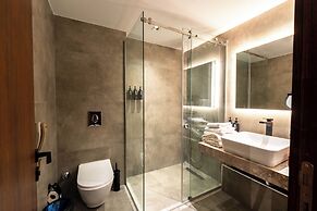 Garrya Romo Hotel