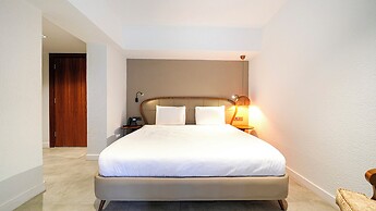 Garrya Romo Hotel