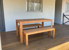Private 3bed Home With Large Deck Central Location