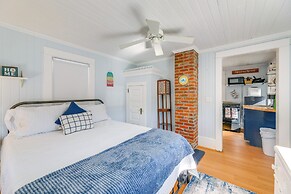 Relax Fireside: Retreat 1 Mi to Davis Ferry