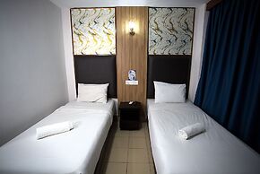 Hotel Putra Hills at WTCKL