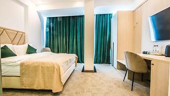 Central Carol Aparthotel 2