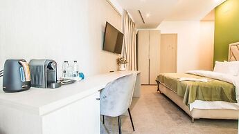 Central Carol Aparthotel 2