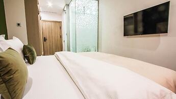 Central Carol Aparthotel 2