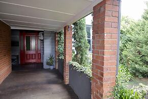 Towncottage Tenterfield Stay With Scenic Views