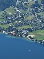 Heli's Holiday Suites
