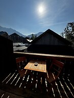 Heli's Holiday Suites