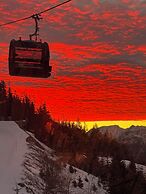 Heli's Holiday Suites