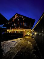 Heli's Holiday Suites