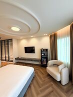 Vatër Selected Rooms