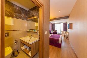 Harmoni Hotel Merter & SPA