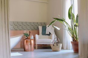 Can Terrades by Artu