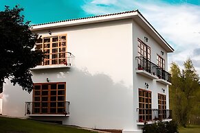 El Solaz By Honnor Living