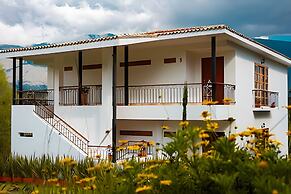 El Solaz By Honnor Living