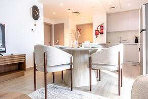 802-Bloomfields Curated 1BR  WatersEdge8