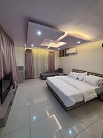 N.R. Hotel