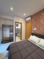 5 Santi Rooms