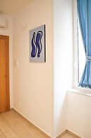 5 Santi Rooms