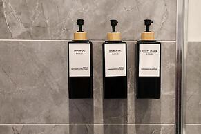 5 Santi Rooms